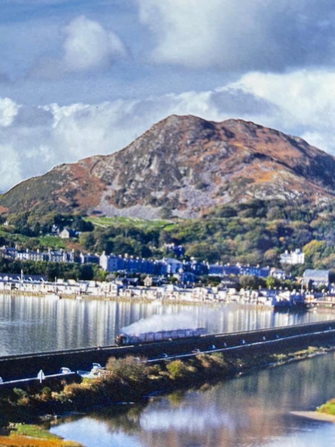 Porthmadog Centre别墅 外观 照片